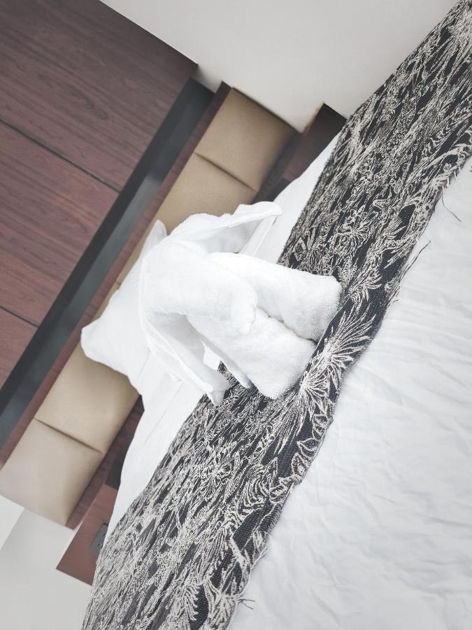 Jenny Airport Lounge Panzió Vientián Kültér fotó